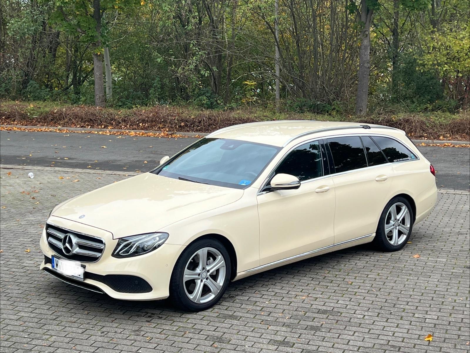 Mercedes-Benz E 220