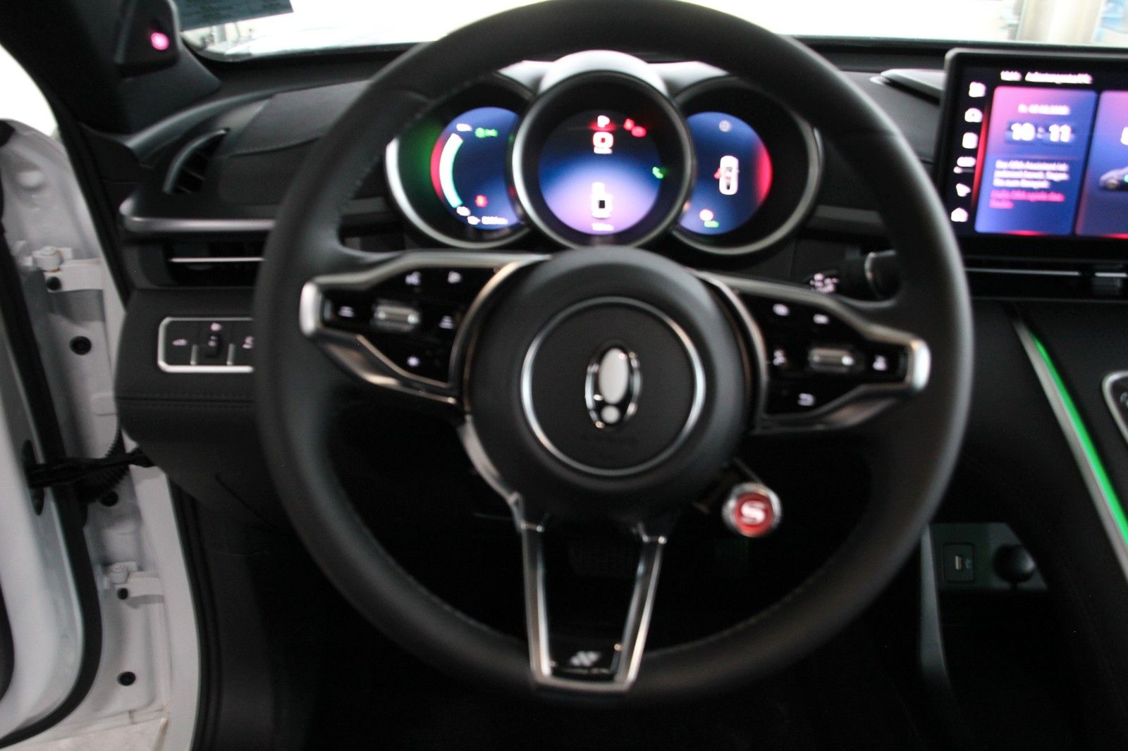 Fahrzeugabbildung GWM Ora 07 300 kW AWD GT