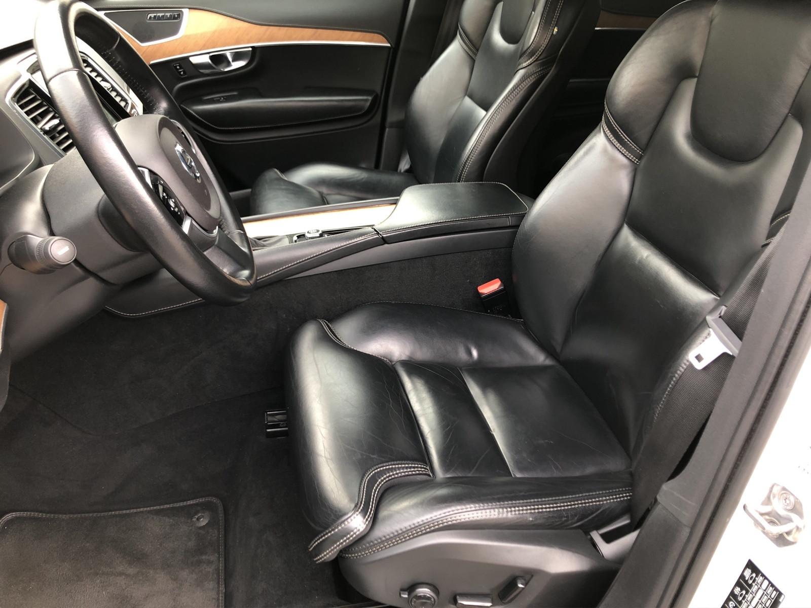 Volvo XC90 D5 AWD Geartronic Inscription -2S-Räder-