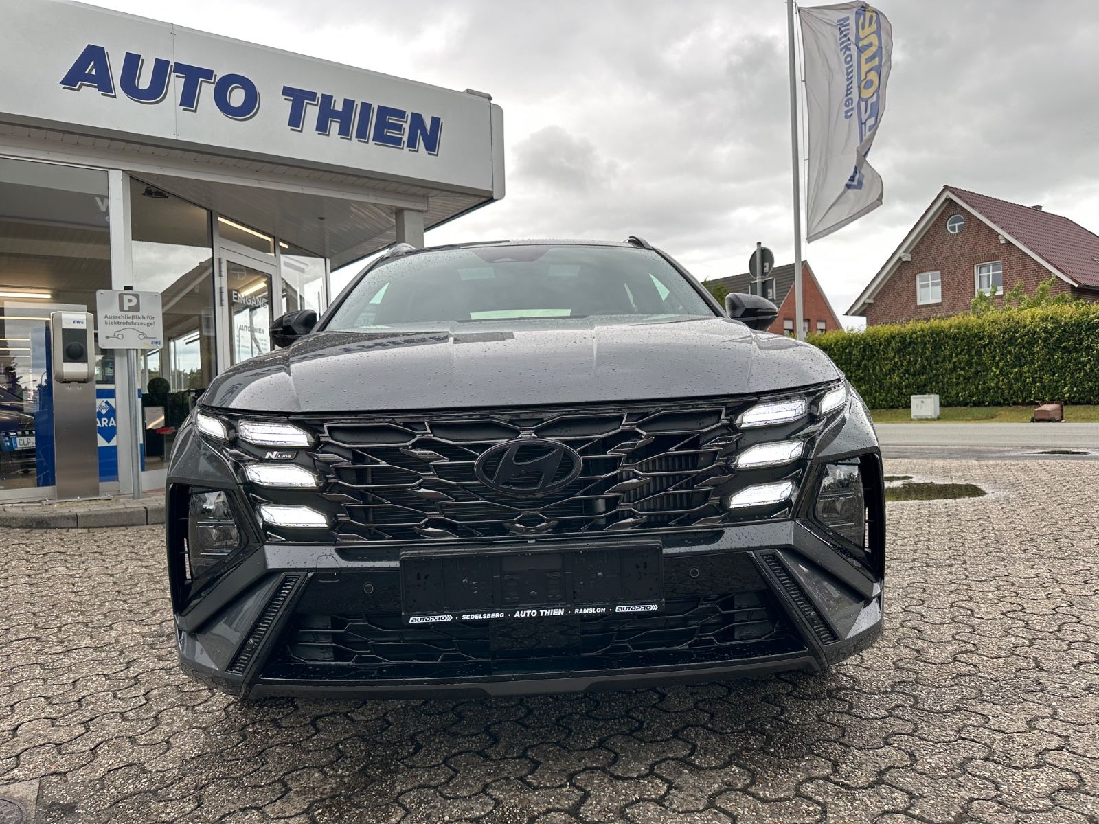 Fahrzeugabbildung Hyundai Tucson N-line T-GDi DCT 4x4 Pano/Navi/Shzg./ACC