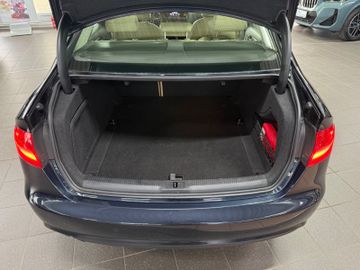 Audi A4 - 11