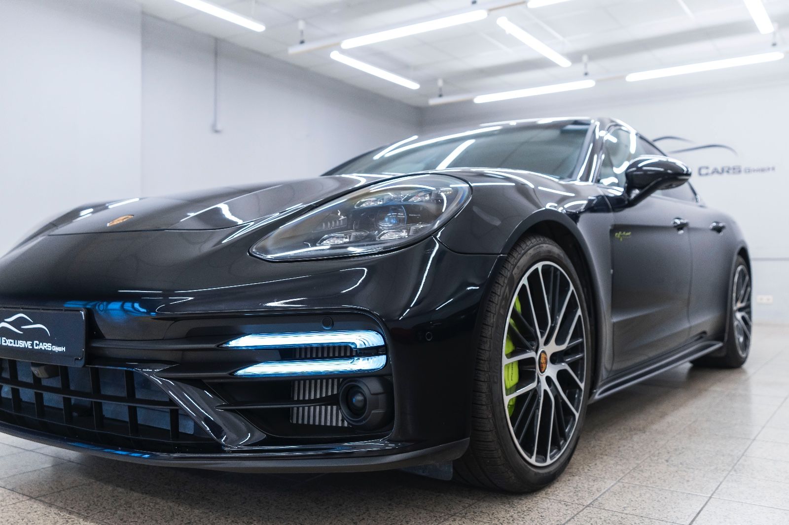 Fahrzeugabbildung Porsche Panamera Turbo S CHRONO LED PDLS PASM ACC PCCB