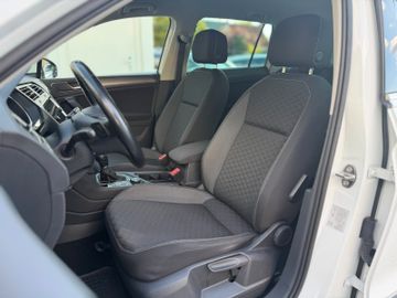 Volkswagen Tiguan - 9