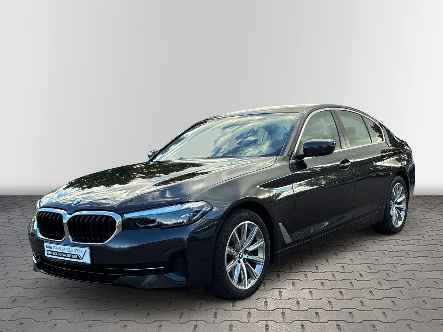 BMW 520 i Limousine+LED+Apple CarPlay+Kamera+DAB+