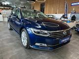 Volkswagen Highline  *4Motion*Pano*Led*Kamera*Massage* - Volkswagen Passat Variant: 4motion Highline