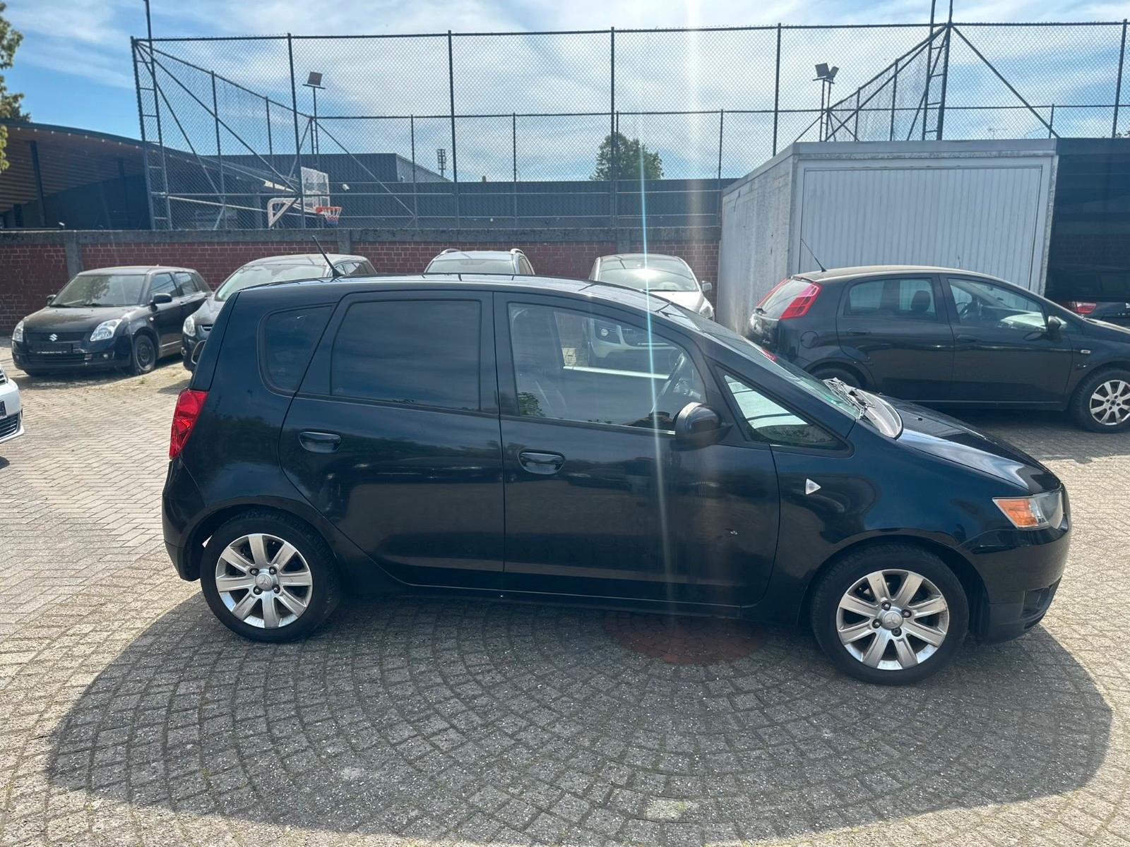 Mitsubishi Colt TÜV Neu, Garantie, Automatik, 1.Hand