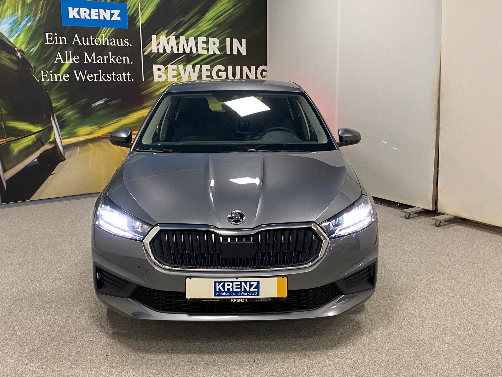 Fahrzeugabbildung SKODA Fabia 1.0 TSI AMBITION+KAMERA+ALU+110 PS+PDC+ALU