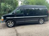 Chevrolet Express Starcraft Van Allrad  U... - Chevrolet: Van, Starcraft