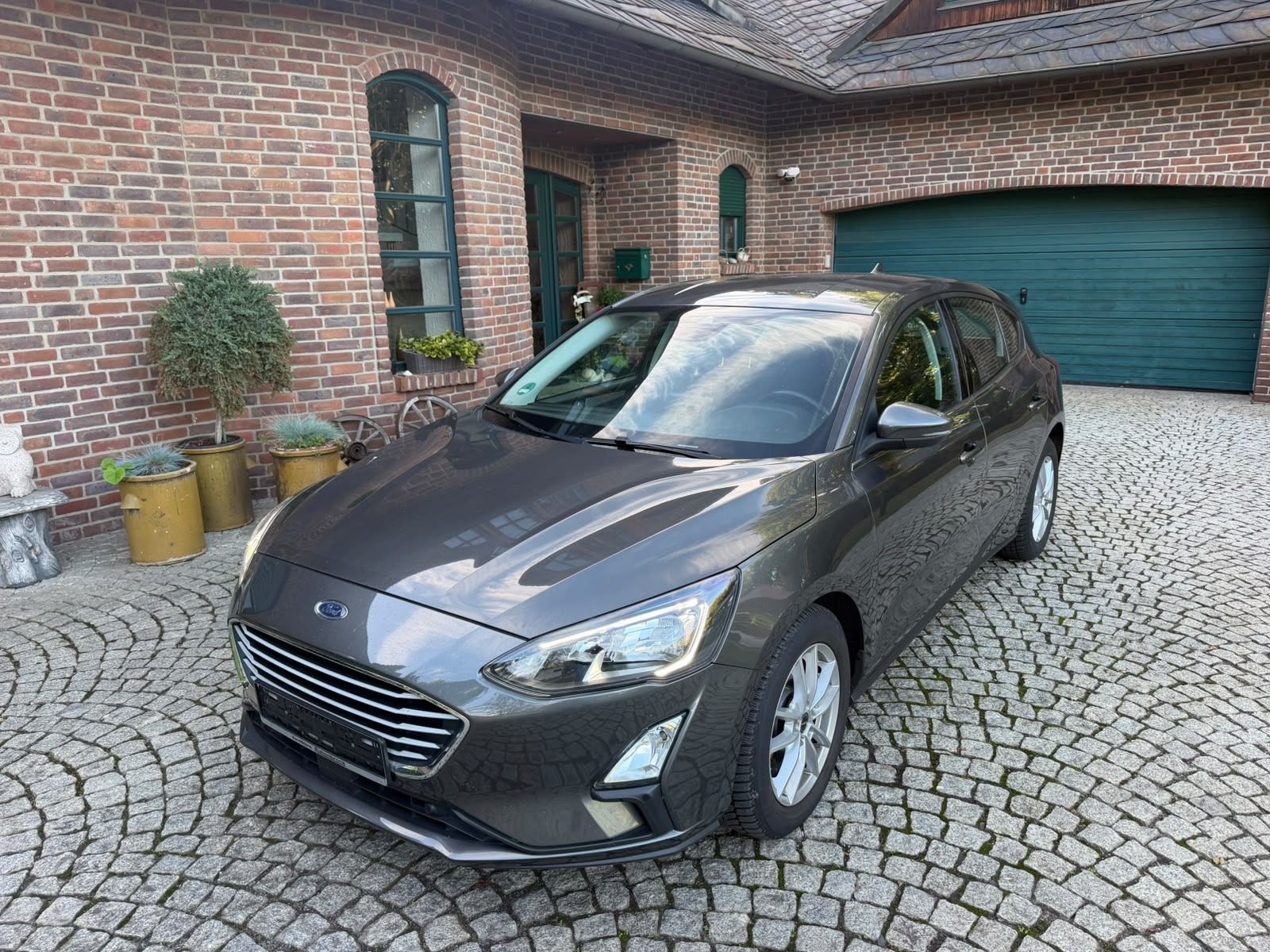 Ford Focus Lim. Cool & Connect/1.HAND/NAVI