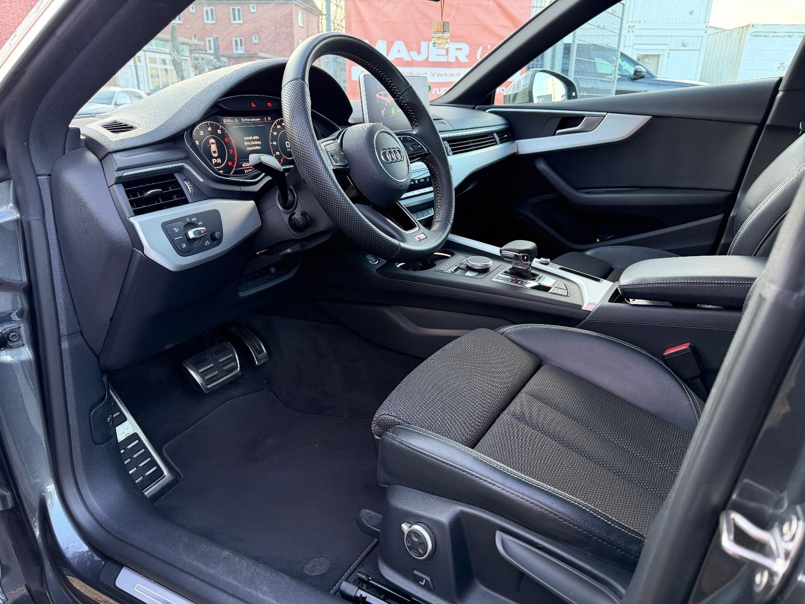 Fahrzeugabbildung Audi A5 Sportback 35 TFSI S-LINE*LED*TEMPO*KAMERA*PDC