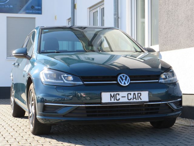 Volkswagen Golf 1.5 TSI ACT Sound