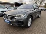 Volkswagen Touareg R-Line 4Motion Matrix Luft Head-Up Carpl - Volkswagen Touareg mit Benzin-Antrieb