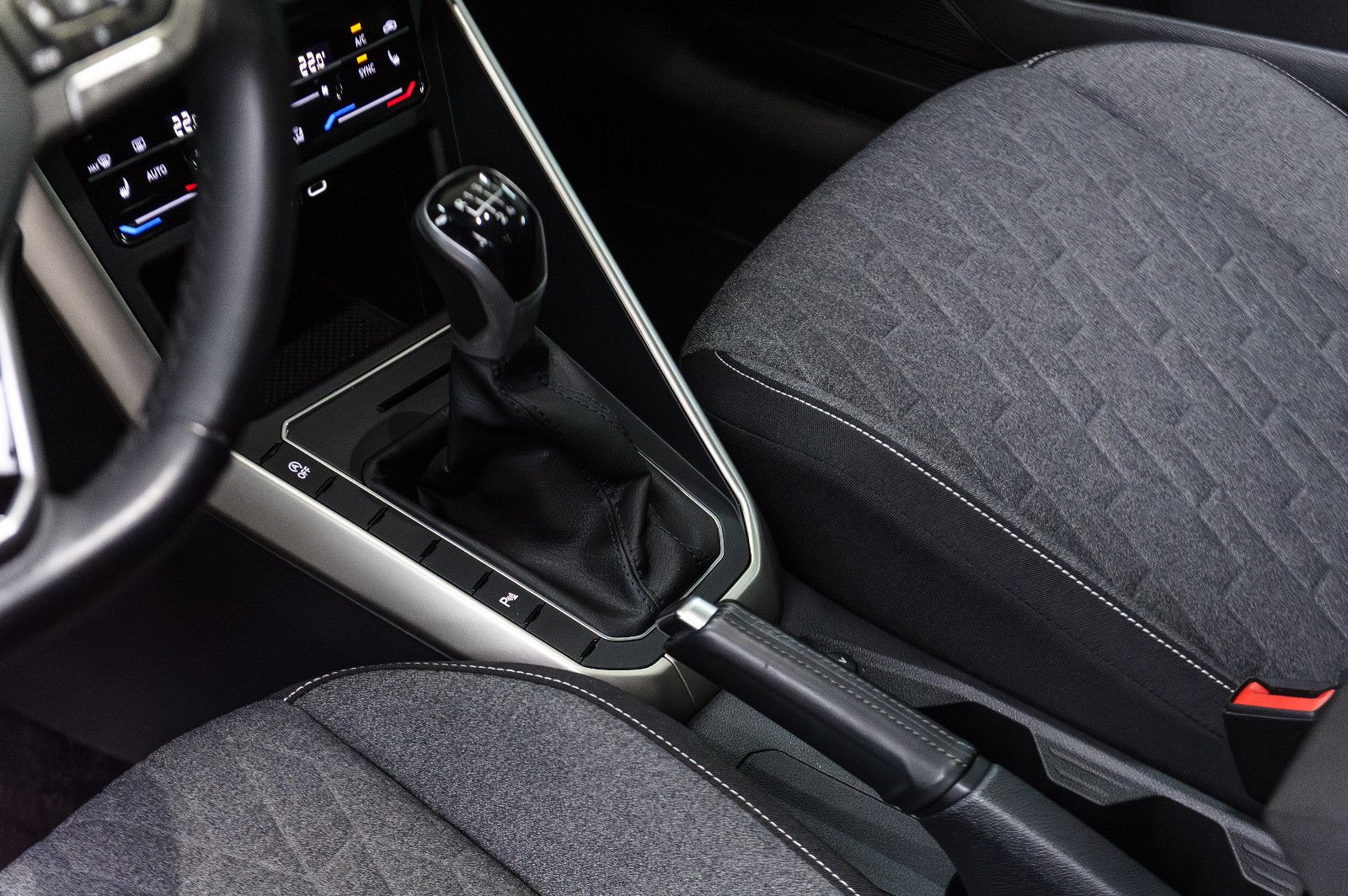 Fahrzeugabbildung Volkswagen Polo VI Move 1.0 LED+APP+BEATS+SHZ+KAMERA