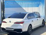 BMW 750e xDrive M Sport AHK PANO-SKY Massage Aut.Tür - BMW 750: mit Anhängerkupplung