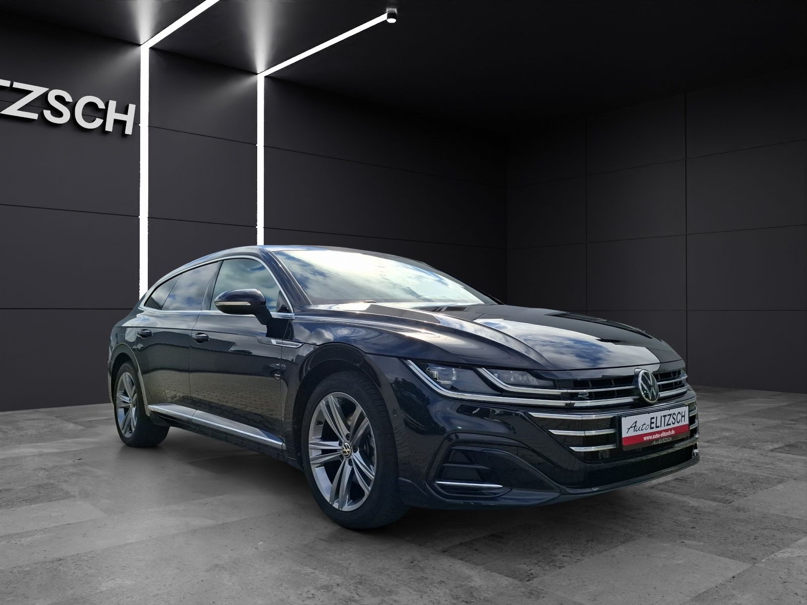 Fahrzeugabbildung Volkswagen Arteon SB TSI R-Line DSG Matrix Navi Pano AID AC