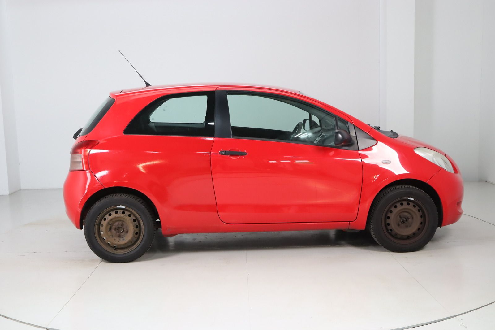 Fahrzeugabbildung Toyota Yaris 1.0-l-VVT-i * HU/AU bis 03.2026 *