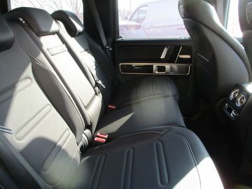 Mercedes G 400 - 9