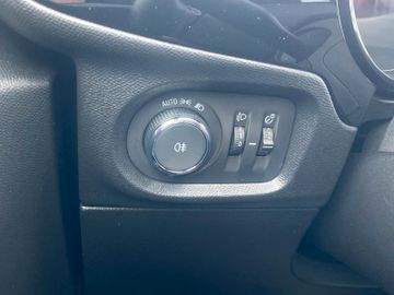 Bild 17 Opel Corsa F Edition*NAV*SHZ*CARPLAY*TEMPOMAT*DAB*