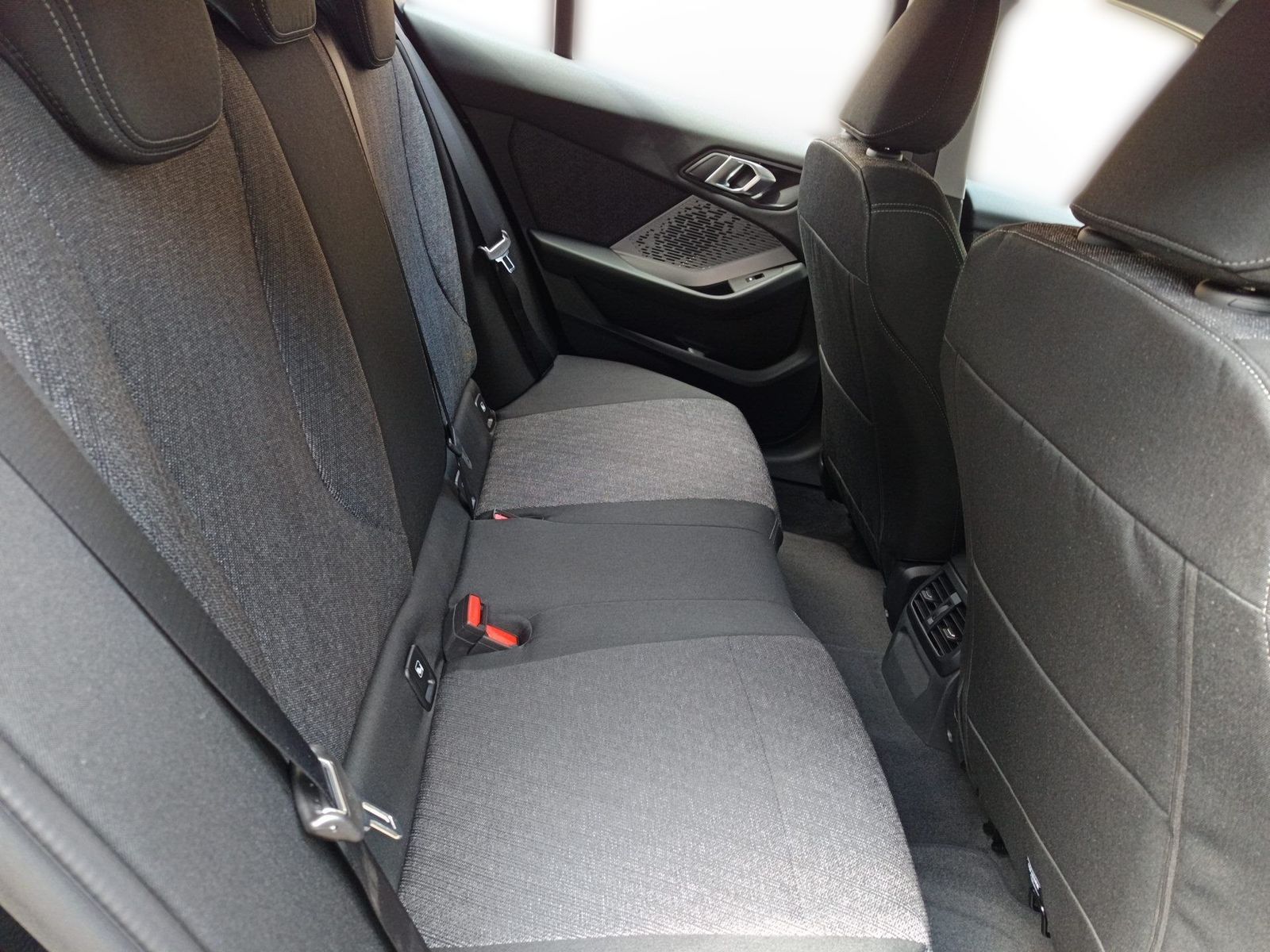 BMW 116 - Bild 19