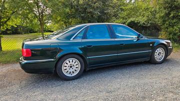 2001 AUDI A8 — фото 2