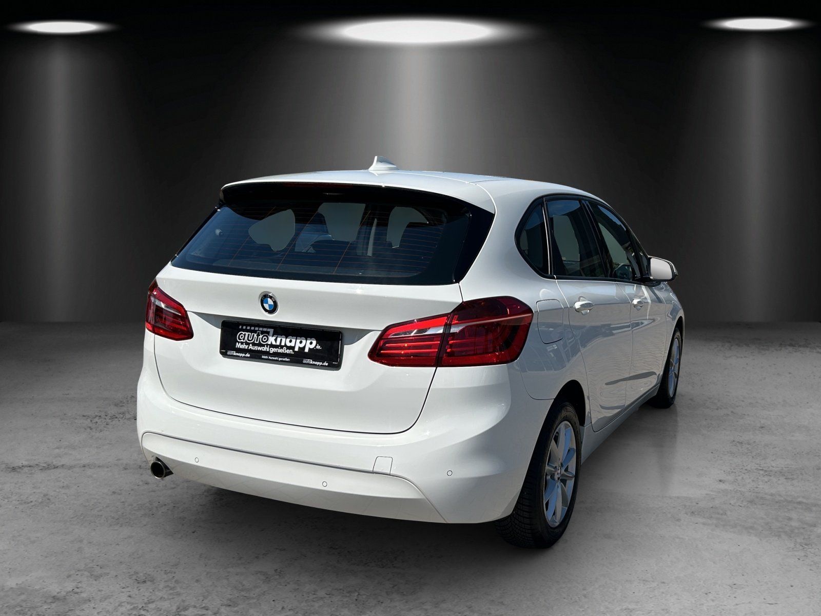 Fahrzeugabbildung BMW 218 Active Tourer, Advantage