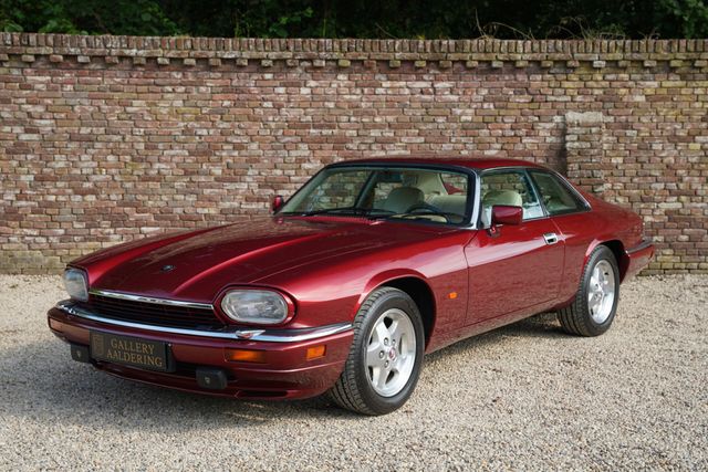 Jaguar XJS 4.0 Coupe "26.743 km" Collector's quality, 2