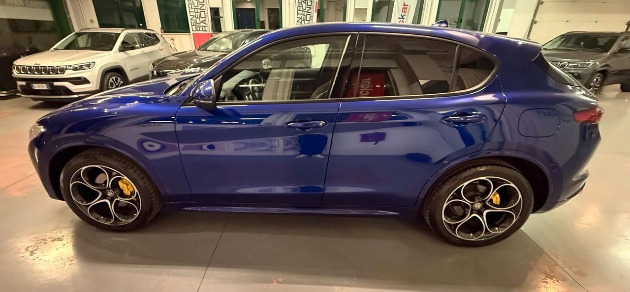 Alfa Romeo Stelvio 2.2 210 CV AT8 Q4 Veloce imagem 2