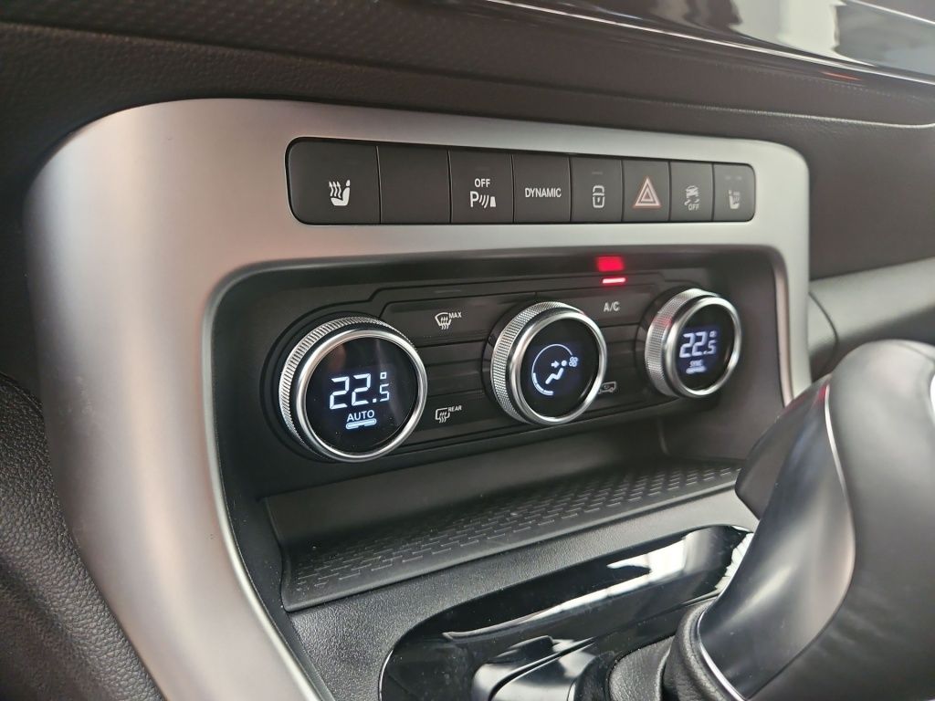 Fahrzeugabbildung Mercedes-Benz EQT 200 Style LED RFK Nav 9,5''MBUX AHK 22KW-AC
