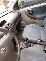 Opel Corsa 1.2 - Klima TÜV 75PS Allwetterreifen - Opel Corsa aus 2001: 1.2