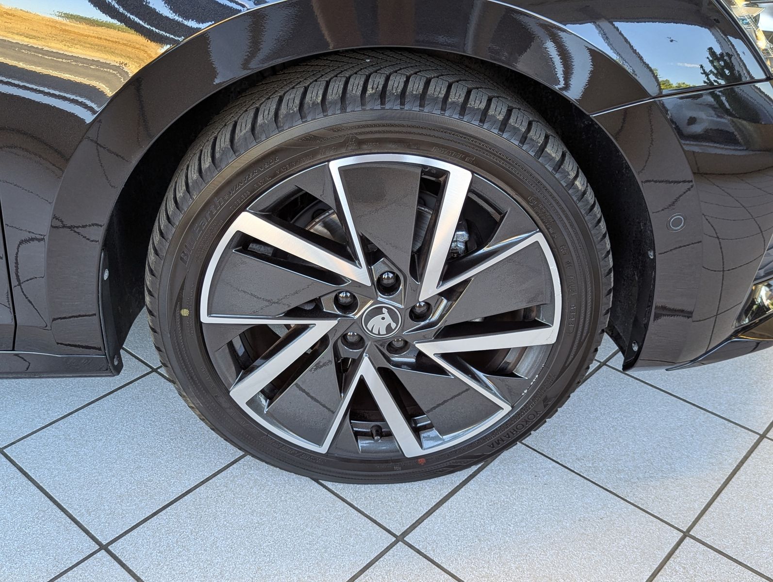Fahrzeugabbildung SKODA Octavia 2.0 TDI Sportline Canton Matrix Pano 5J