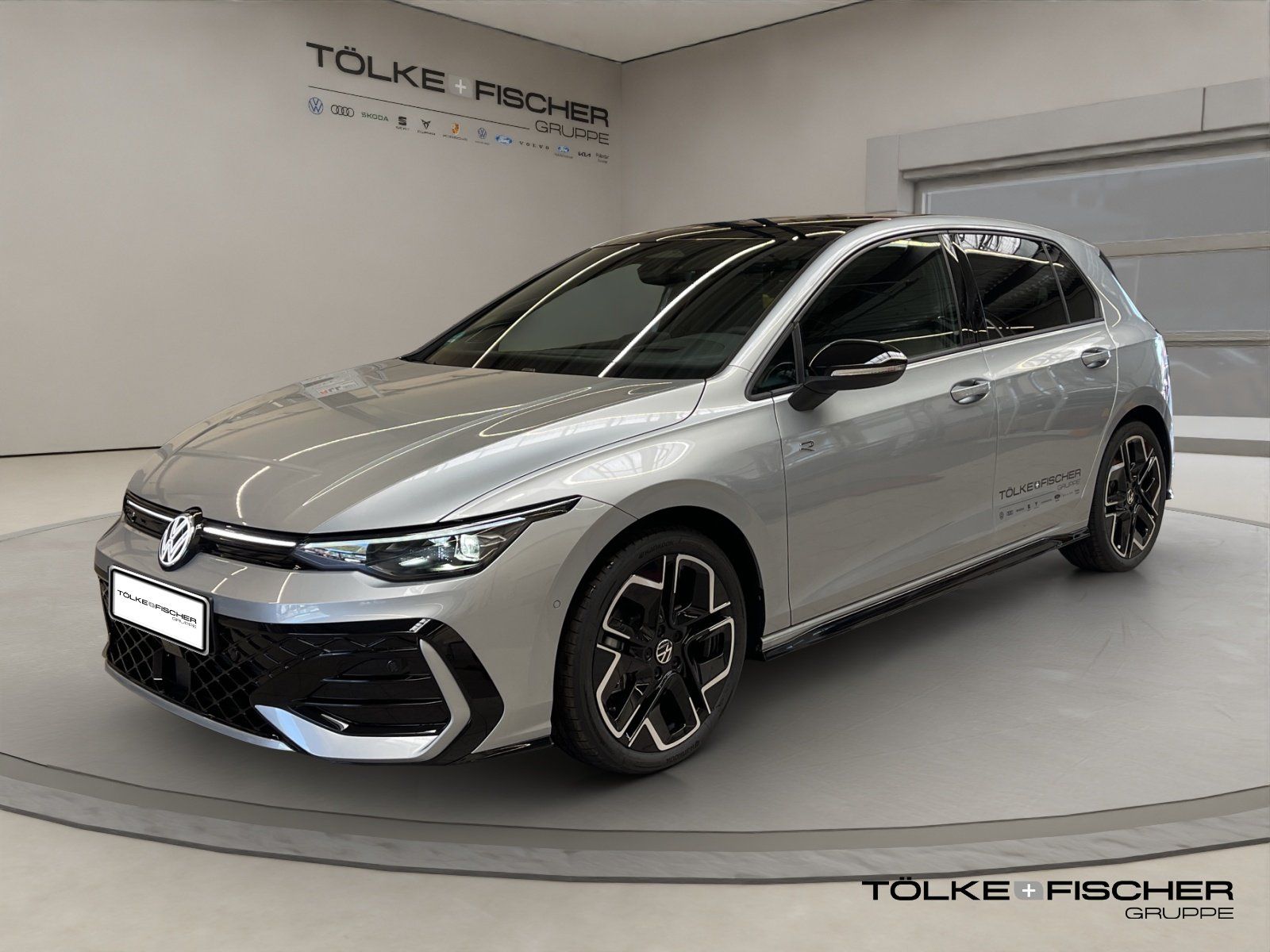Volkswagen Golf VIII 2.0 TSI 4Motion W R-Line R-Line ACC LM foto 2
