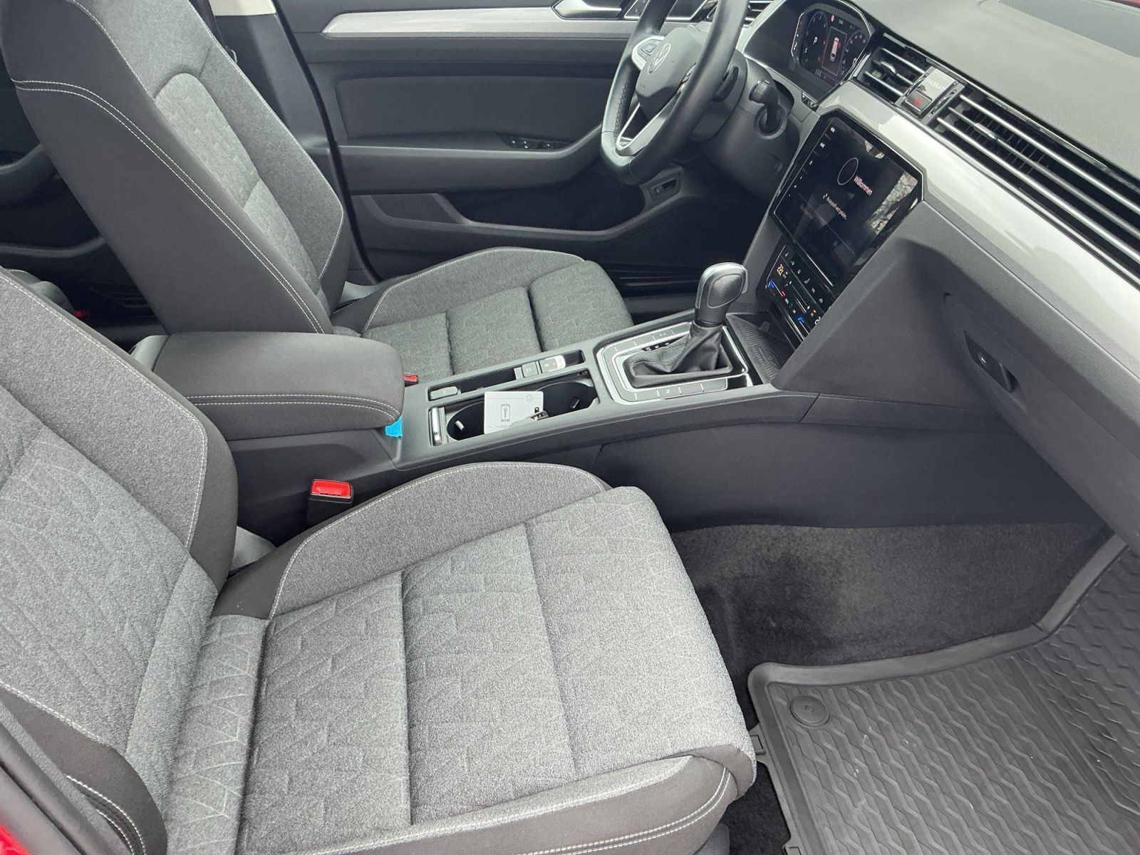 Volkswagen Passat Variant - Bild 13