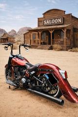 Harley-Davidson Softail 114 Chicano Custom - HARLEY-DAVIDSON SOFTAIL CUSTOM