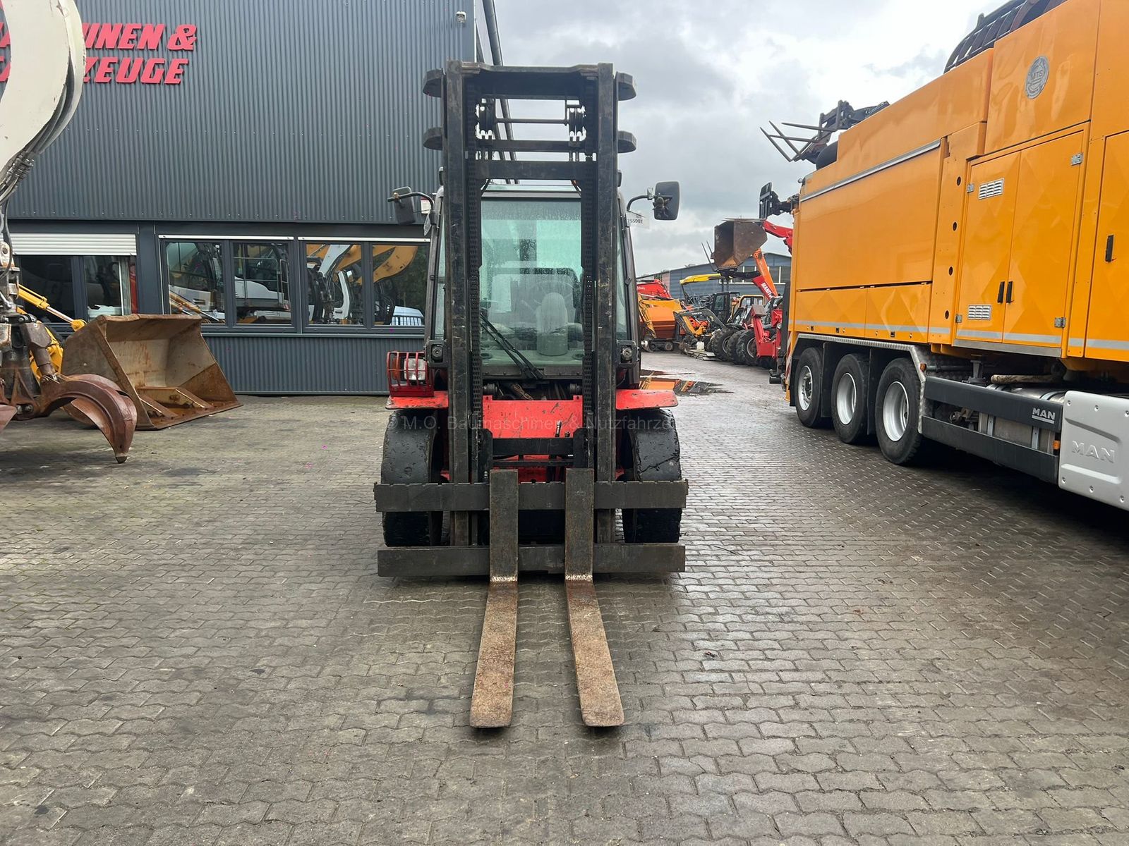 Fahrzeugabbildung Manitou MSI 40 T / 3,7 m / 4t / Duplex