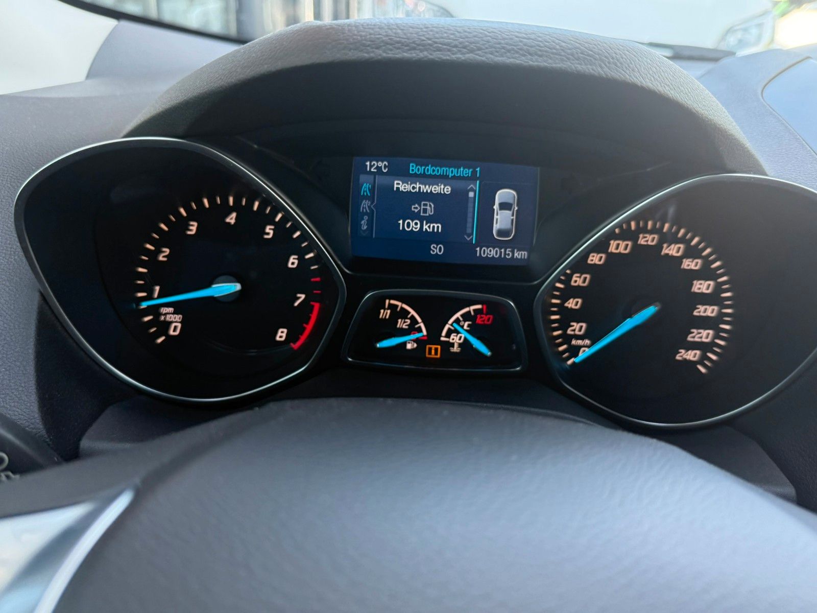 Fahrzeugabbildung Ford Kuga Individual