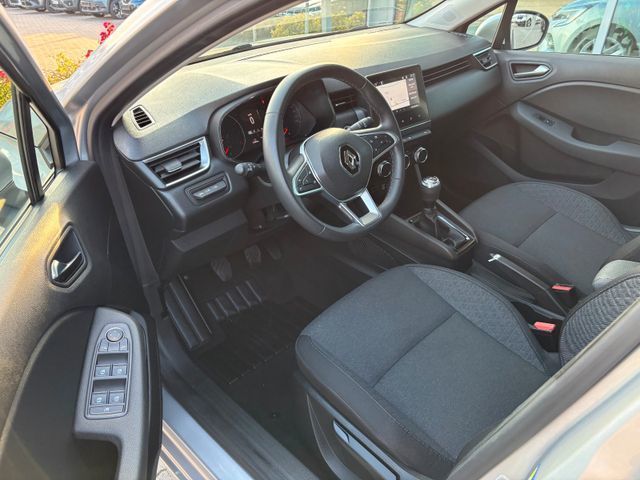 RENAULT Clio - Bild 7