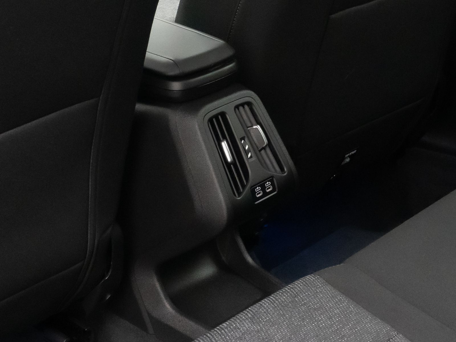 Fahrzeugabbildung BMW X1 sD18d GeschwindigReg DAB Kamera DigitalKey