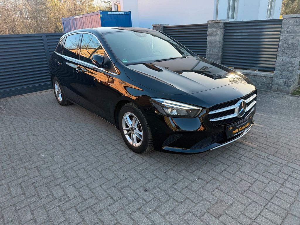 Image of Mercedes-Benz B 200