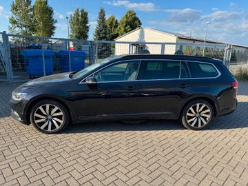 Volkswagen Passat Variant - 3