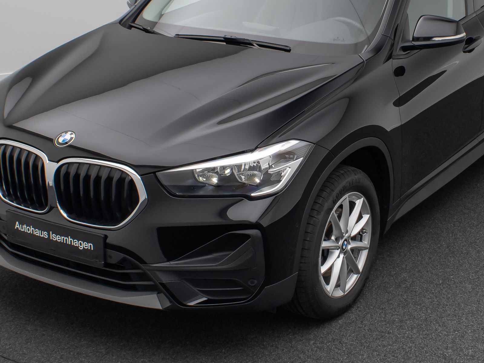 Fahrzeugabbildung BMW X1 sD18i Panorama Kamera DAB Navi Komfort Leder