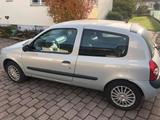 Renault Clio II Authentique 1.2 - Renault Clio aus 2004: 1.2