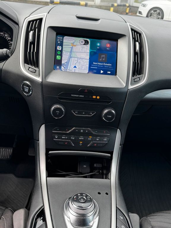 Image of Ford S-Max