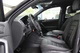 Volkswagen Tiguan/R-LINEBLCKSTYLE/DSG/LEDER/ASSIST+/HEADUP - Volkswagen Tiguan: Leder