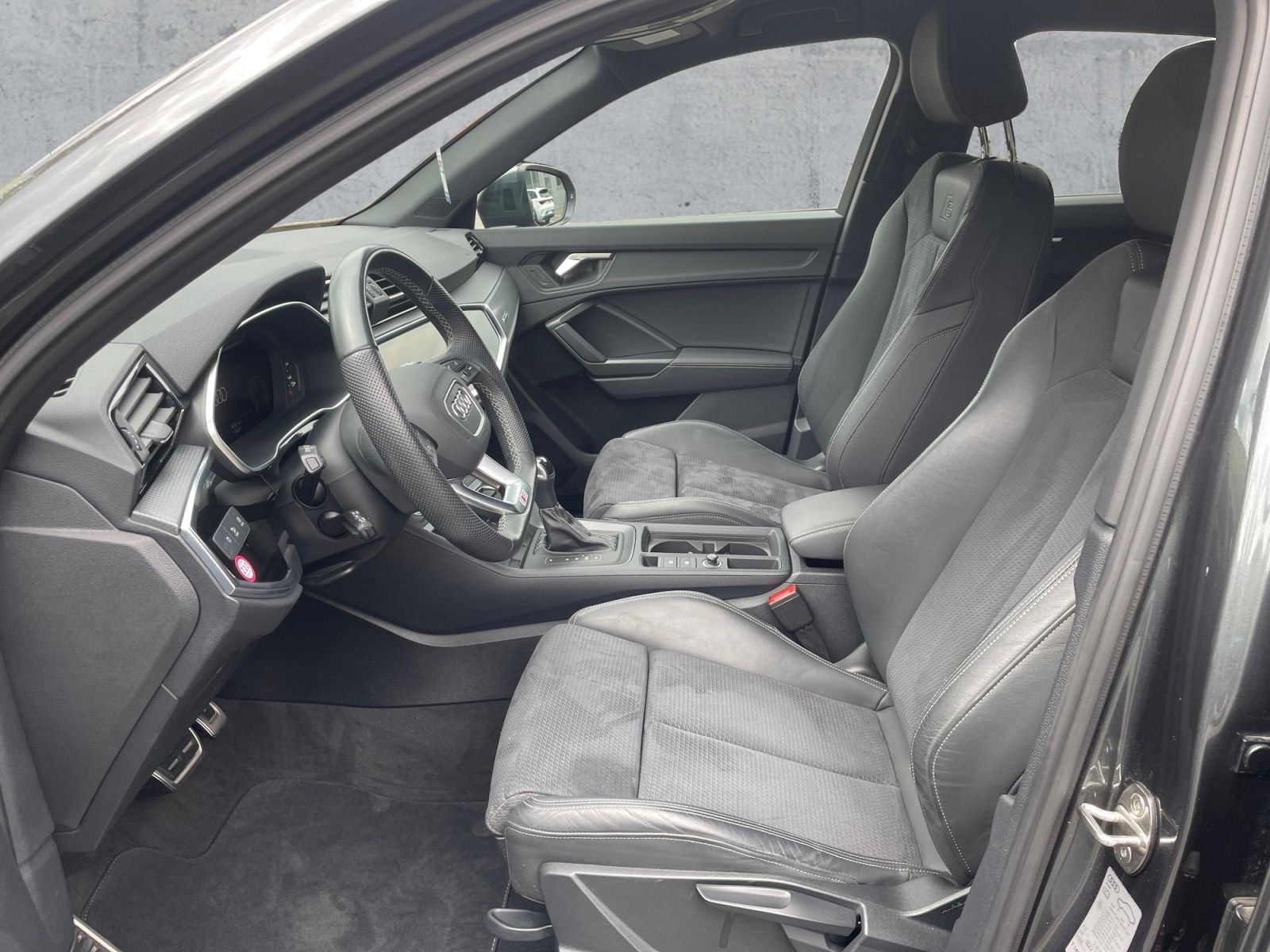 Audi Q3 40 TFSI S-TR QU 2xS-LINE LED+NAV+ACC+SHZ+AHK foto 12