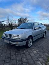 Volkswagen VW Vento clx - Volkswagen Vento Benziner Gebrauchtwagen