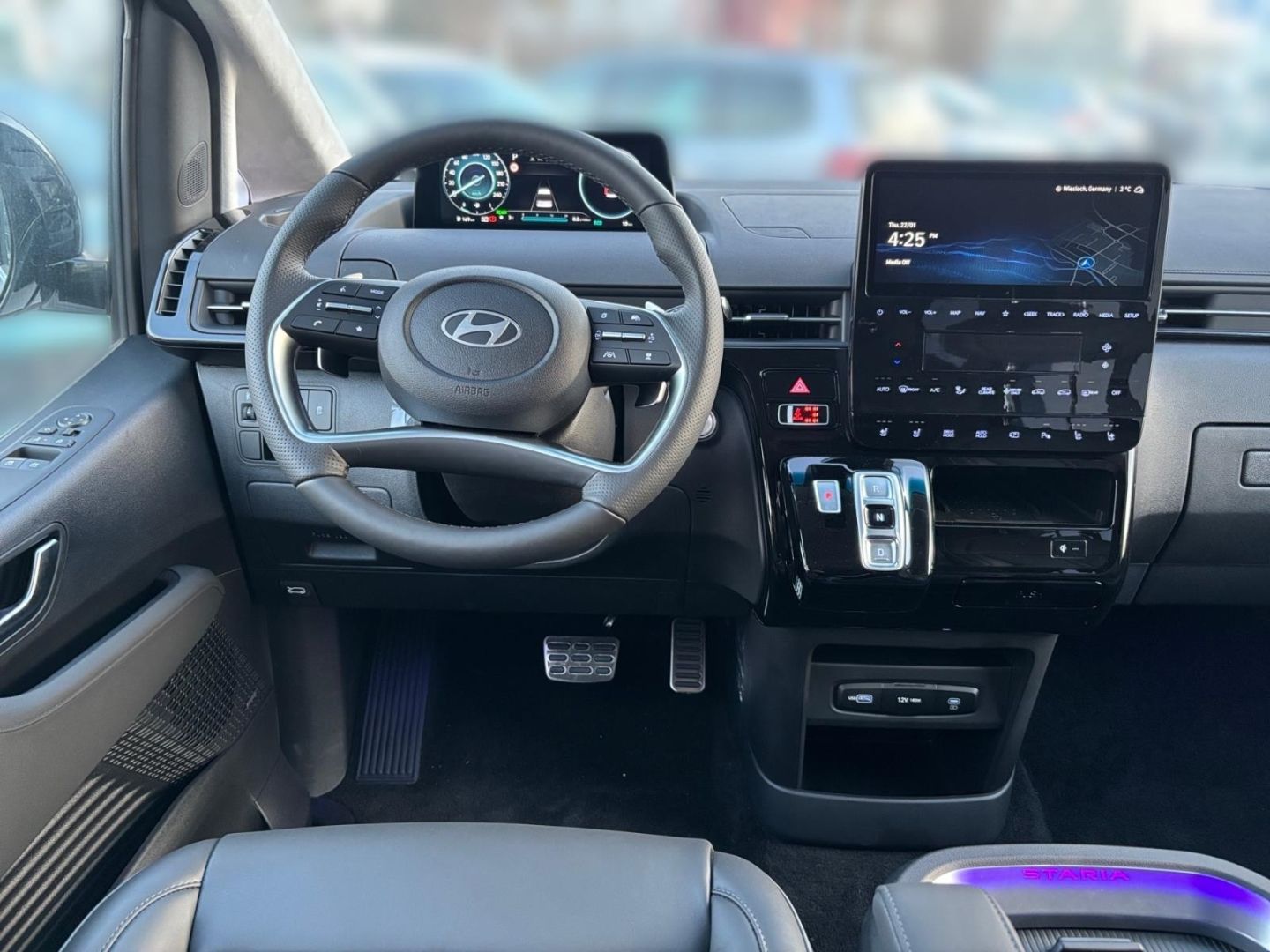 Hyundai STARIA - Bild 10