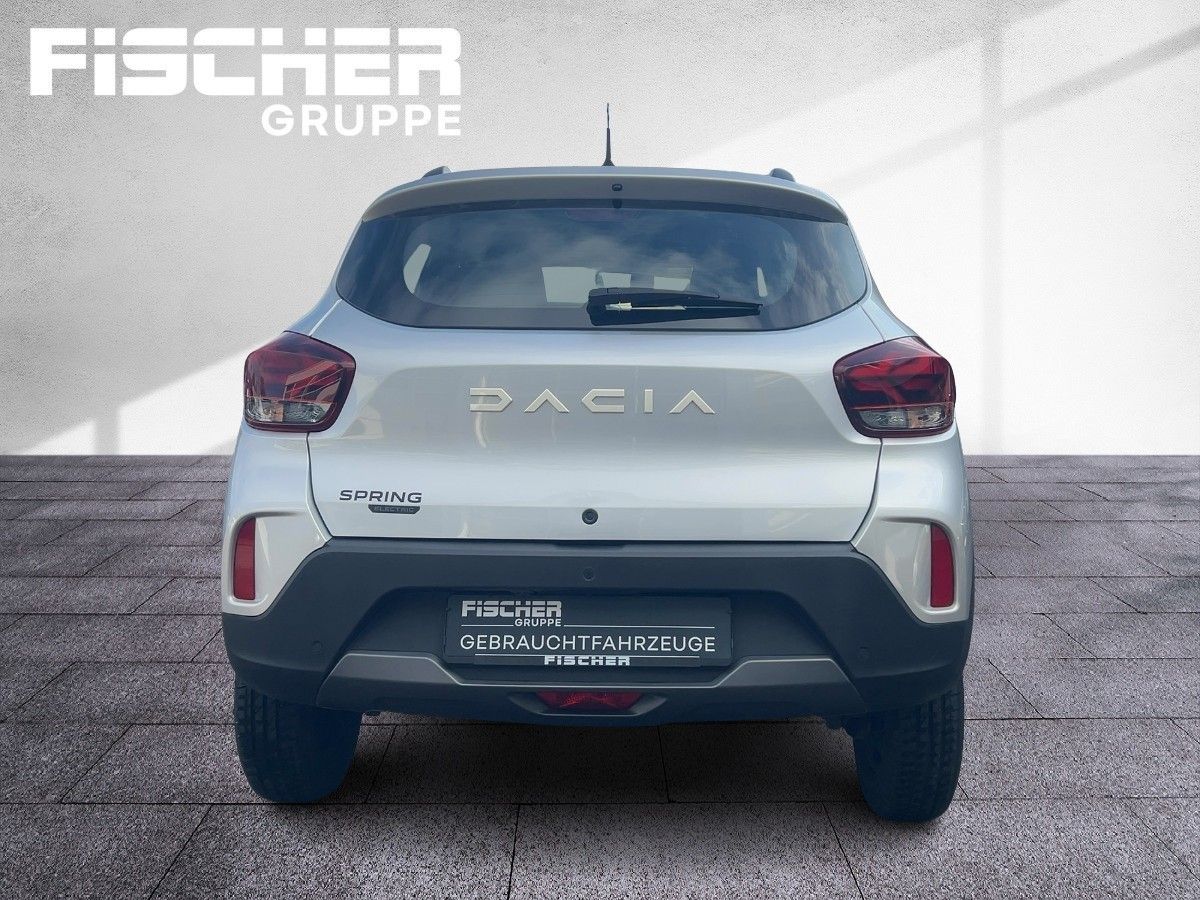 Fahrzeugabbildung Dacia Spring Essential 45 Kamera CCS