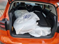 Fahrzeugabbildung Volkswagen T-Cross 1.0 TSI Life Navi ACC 17 Zoll Alu