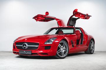 صورة 2 لـ 2011 Mercedes-BENZ SLS AMG