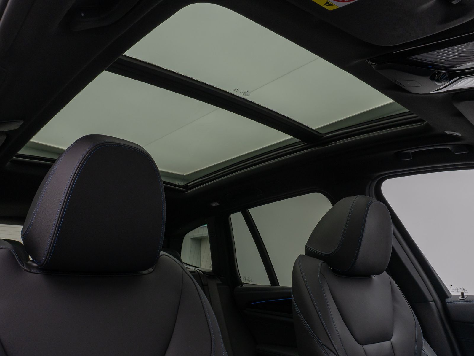 Fahrzeugabbildung BMW iX3 Impressive M Sport Panorama 360°HUD DAB H/K